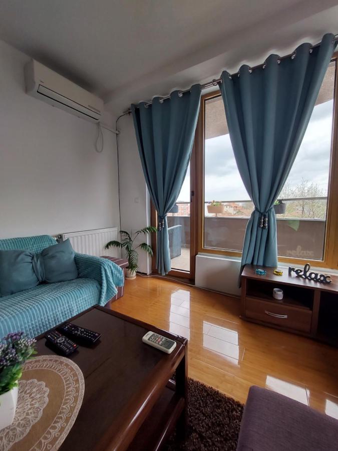 Melinaki Apartamento Ni Exterior foto