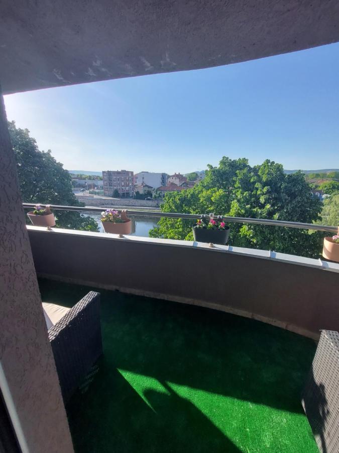 Melinaki Apartamento Ni Exterior foto
