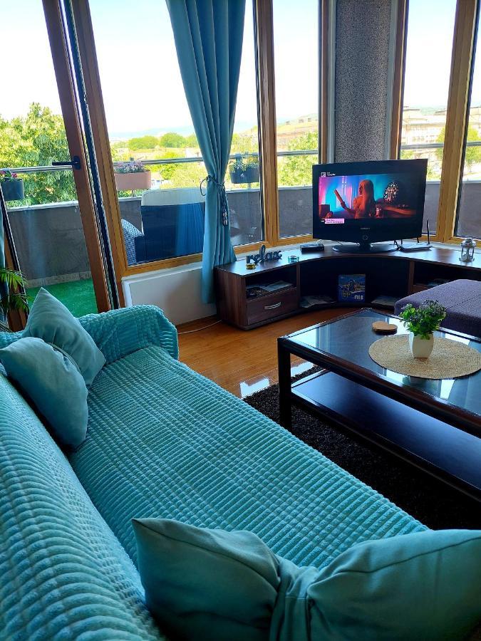 Melinaki Apartamento Ni Exterior foto